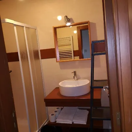 Apartment T0 Eira Tras *